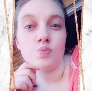 Meet your Posher, Chrissi